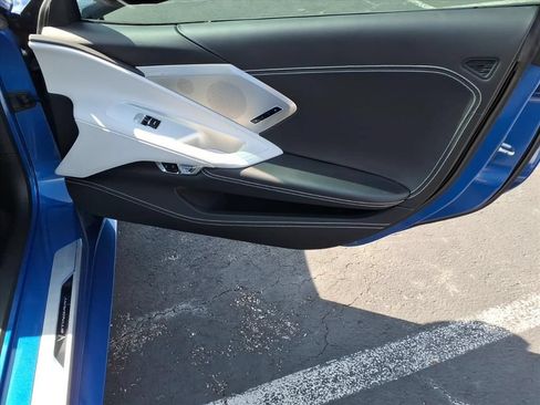 Used 2022 Chevrolet Corvette Stingray Premium Cpe w/ Z51 Performance Package RWD image 22