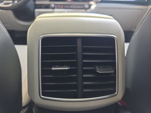 Certified 2025 Kia Sportage EX w/ Premium Package FWD image 22