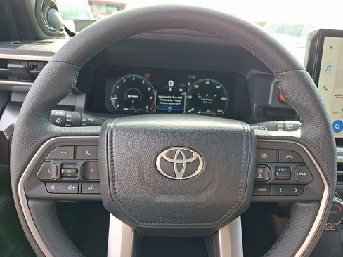 New 2026 Toyota 4Runner TRD Sport Premium AWD/4WD image 15