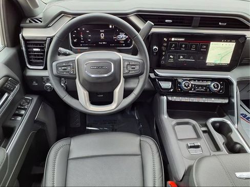 New 2026 GMC Sierra 3500 Denali w/ Technology Package image 9