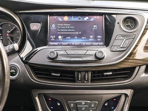 Used 2019 Buick Envision Premium w/ LPO, Interior Luxury Package image 3