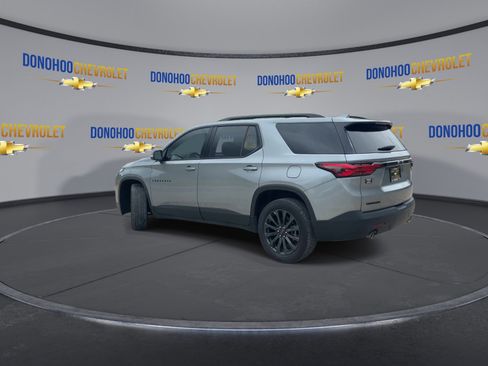 Used 2023 Chevrolet Traverse RS FWD image 9