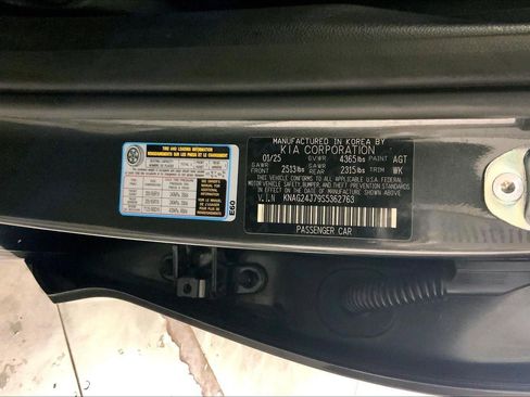 Certified 2025 Kia K5 LXS FWD image 31