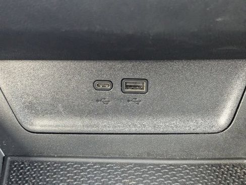 Used 2025 Chevrolet Equinox LT AWD/4WD image 25