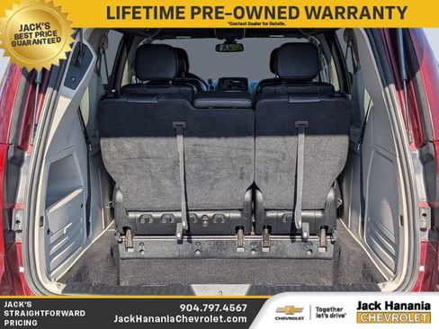 Used 2019 Dodge Grand Caravan SXT FWD image 12