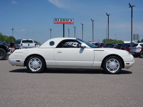 Used 2002 Ford Thunderbird RWD image 2