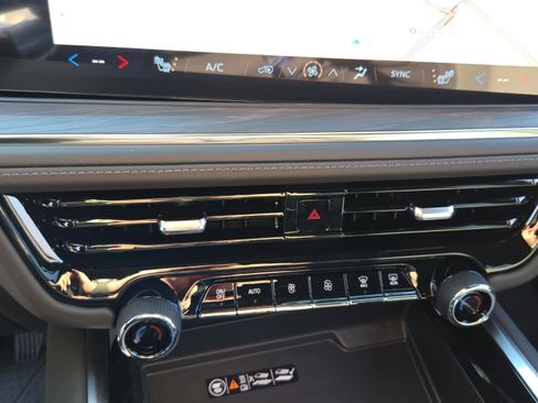 New 2026 Chevrolet Tahoe LT w/ Comfort Package image 24