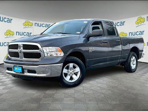 Used 2024 RAM 1500 Classic SLT image 3