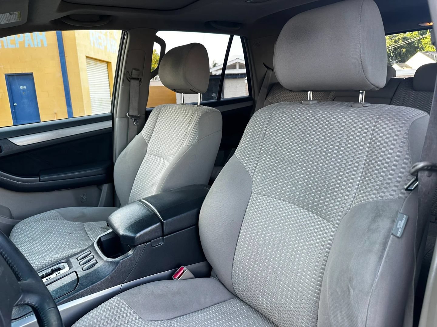 Used 2008 Toyota 4Runner SR5 w/ SR5 Extra Value Pkg 1 RWD image 11