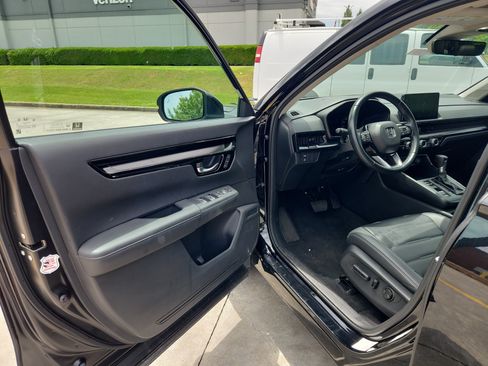 Used 2025 Honda CR-V EX-L image 19