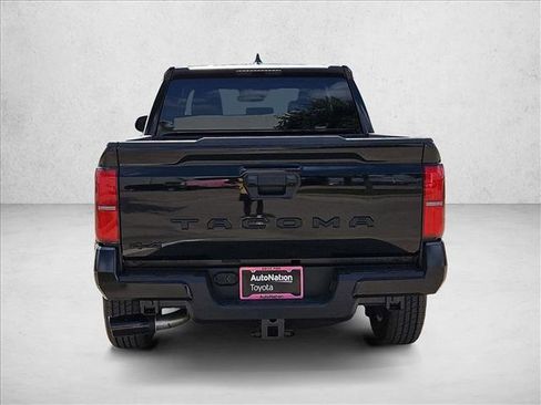 Used 2025 Toyota Tacoma SR5 AWD/4WD image 7