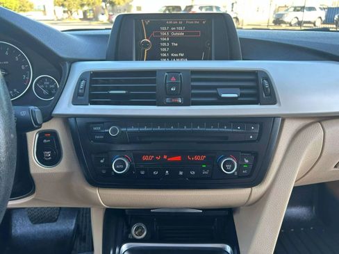 Used 2014 BMW 320i xDrive Sedan image 10