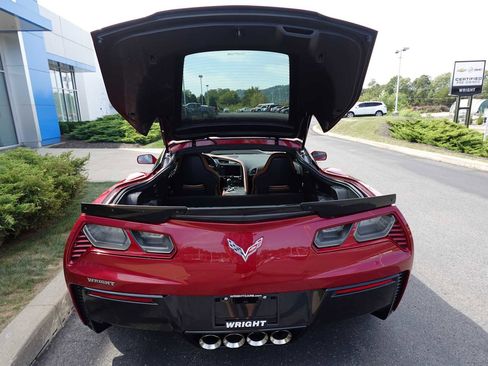 Used 2015 Chevrolet Corvette Z06 w/ 2LZ Preferred Equipment Group image 24