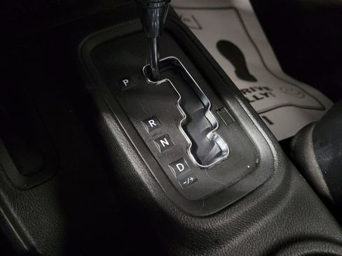 Used 2014 Jeep Wrangler Unlimited Rubicon w/ Connectivity Group image 16