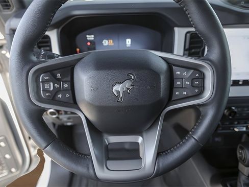 Used 2025 Ford Bronco Stroppe Edition image 12