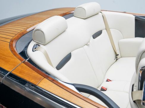 Used 2010 Rolls-Royce Phantom Drophead Coupe RWD image 49