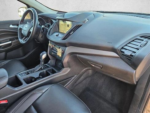 Used 2019 Ford Escape SEL image 21