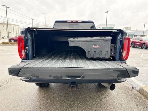 Used 2022 GMC Sierra 2500 Denali w/ Denali Ultimate Package image 24
