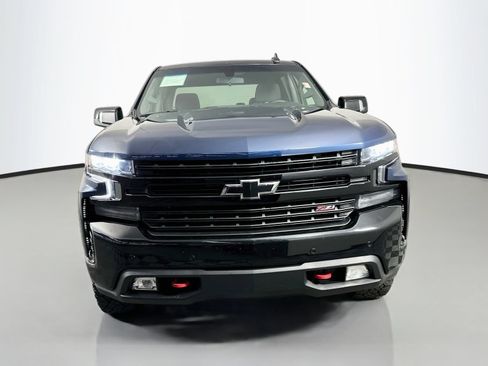 Used 2022 Chevrolet Silverado 1500 LT Trail Boss w/ Safety Package AWD/4WD image 2