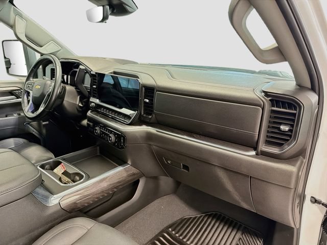 Certified 2024 Chevrolet Silverado 3500 LTZ w/ LTZ Plus Package AWD/4WD image 25