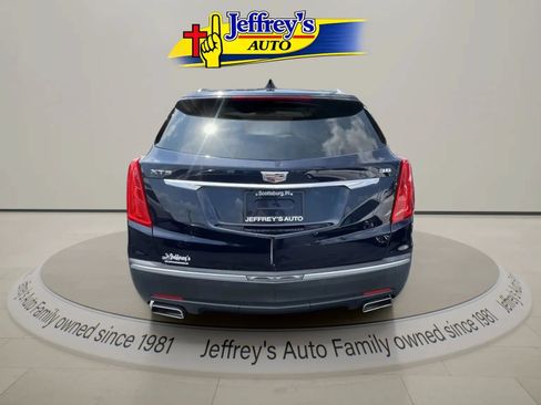 Used 2017 Cadillac XT5 Luxury w/ Driver Awareness Package FWD image 2