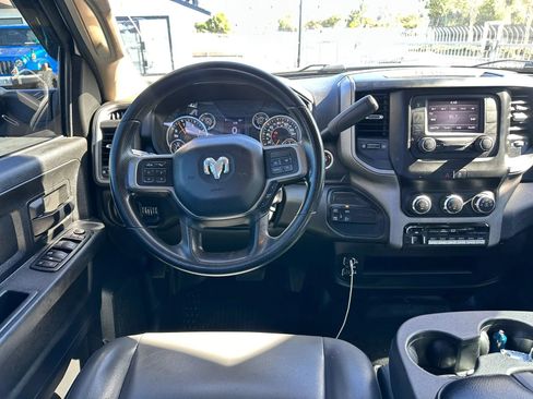 Used 2020 RAM 2500 Tradesman w/ Chrome Appearance Group AWD/4WD image 16