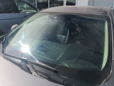 Used 2016 Honda Civic Touring image 6