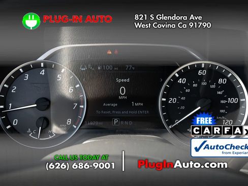 Used 2023 Nissan Titan SV w/ SV Convenience Package image 24