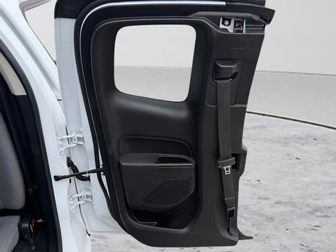 Used 2016 GMC Canyon W/T w/ Convenience Package image 8