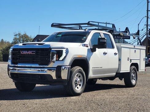 New 2025 GMC Sierra 2500 Pro w/ Convenience Package AWD/4WD image 9
