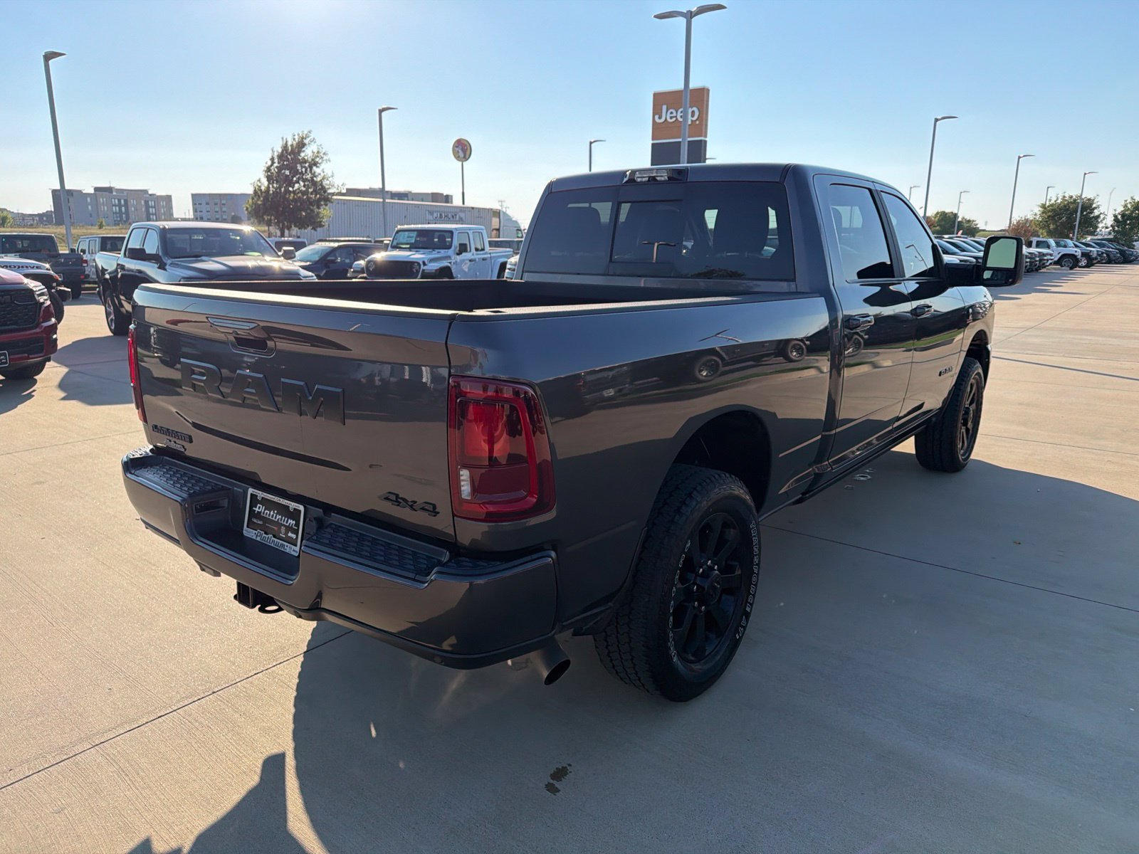 Used 2025 RAM 2500 Laramie AWD/4WD image 5