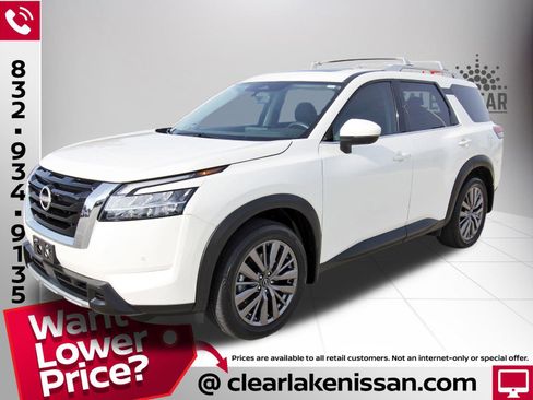 Used 2024 Nissan Pathfinder SL w/ SL Premium Package image 3