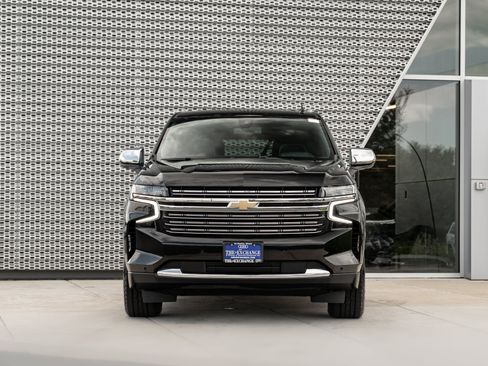 Used 2021 Chevrolet Tahoe Premier AWD/4WD image 34