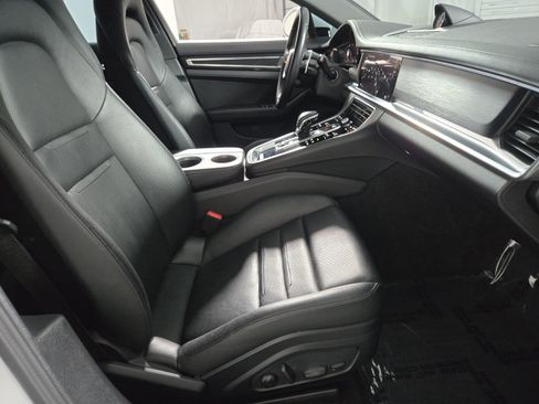 Used 2023 Porsche Panamera Platinum Edition w/ Sport Chrono Package image 18
