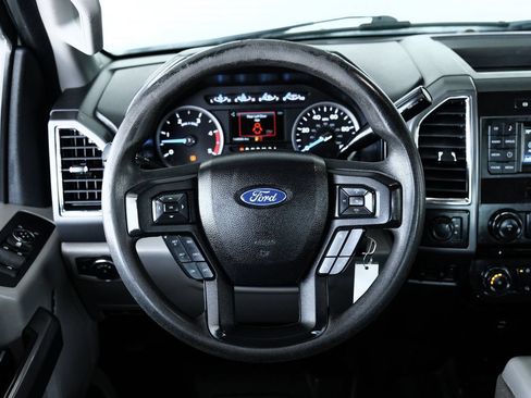 Used 2018 Ford F250 XLT AWD/4WD image 42