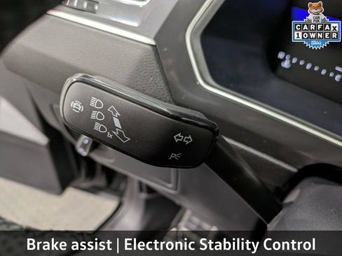 Used 2023 Volkswagen Tiguan SE R-Line AWD/4WD image 23