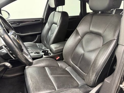 Used 2015 Porsche Macan S image 5