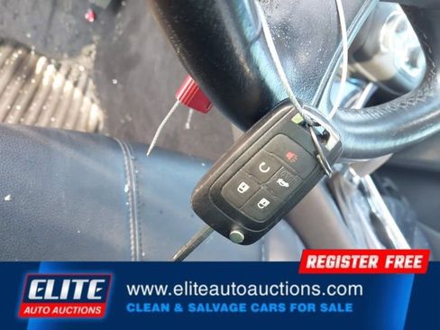 Used 2016 Chevrolet Impala LT w/ Convenience Package image 21