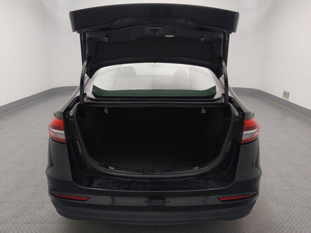Used 2020 Ford Fusion S FWD image 29