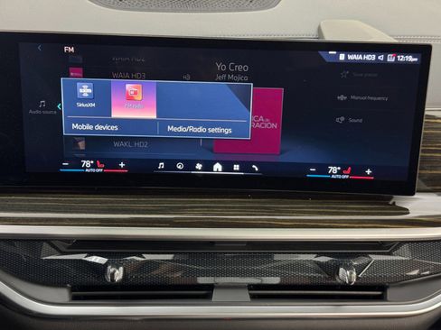 Used 2024 BMW X5 xDrive50e w/ Parking Assistance Package image 27