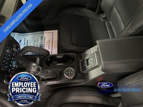 New 2025 Ford Bronco Badlands AWD/4WD image 13