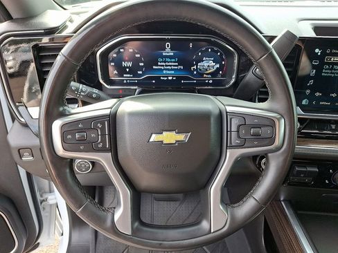 Used 2024 Chevrolet Silverado 3500 LT w/ Convenience Package AWD/4WD image 19