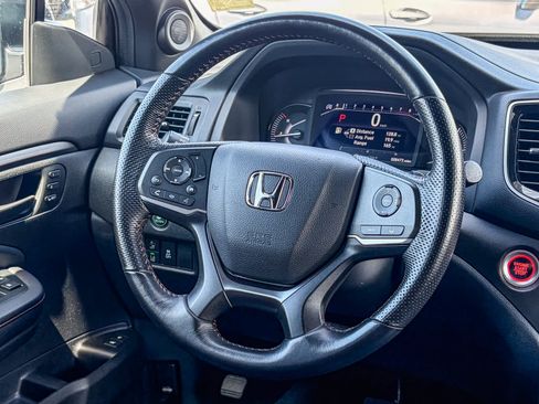 Used 2023 Honda Passport TrailSport image 12