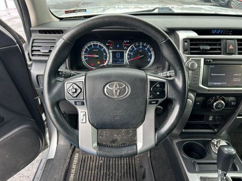 Used 2017 Toyota 4Runner SR5 image 18