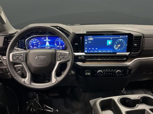 Used 2023 Chevrolet Silverado 1500 RST w/ Z71 Off-Road Package image 5