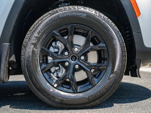 New 2026 Jeep Grand Cherokee L 4WD image 20