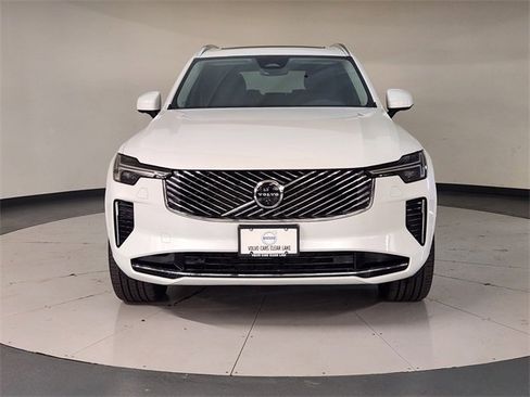 Used 2025 Volvo XC90 B5 Plus image 9