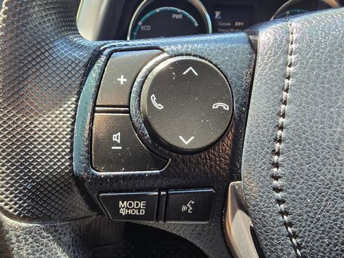 Used 2018 Toyota RAV4 LE AWD/4WD image 21