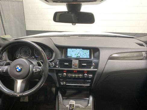Used 2018 BMW X4 xDrive28i image 10