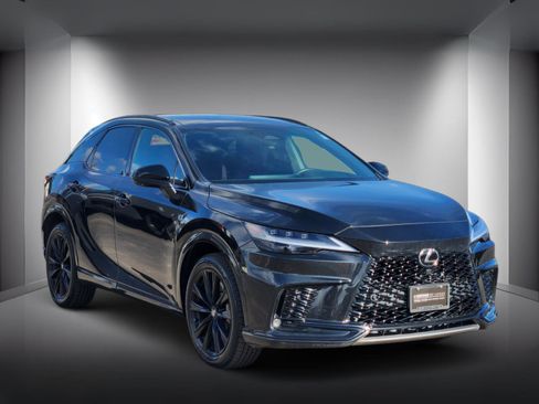 Used 2024 Lexus RX 500h F Sport image 4